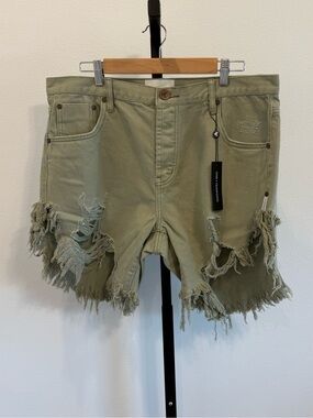 NWT One Teaspoon Frankie’s Frayed Super Khakis Shorts Olive Boho Festival Casual